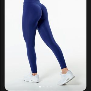 Alphalete amplify leggings